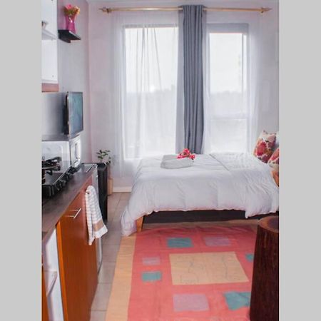 Lovely Studio Rental With Pool Kiambu Екстериор снимка